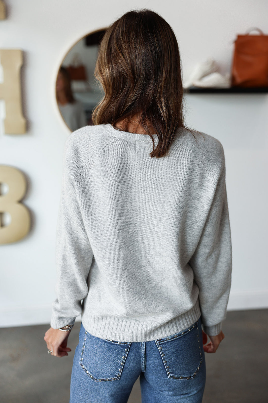 V Neck Sweater - Gray