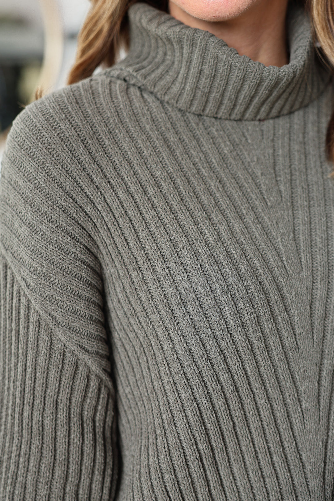 Chunky Turtleneck Sweater - Green