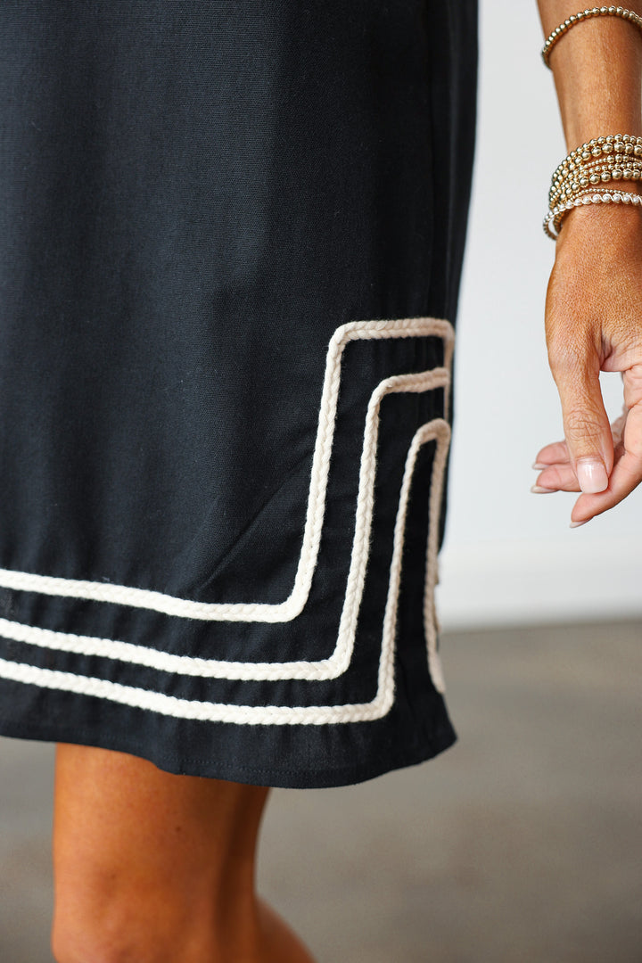Contrast Trim Shift Dress - Black