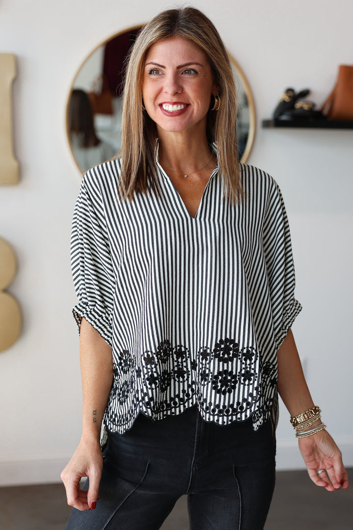 Embroidered Trim Stripe Top - Black/White