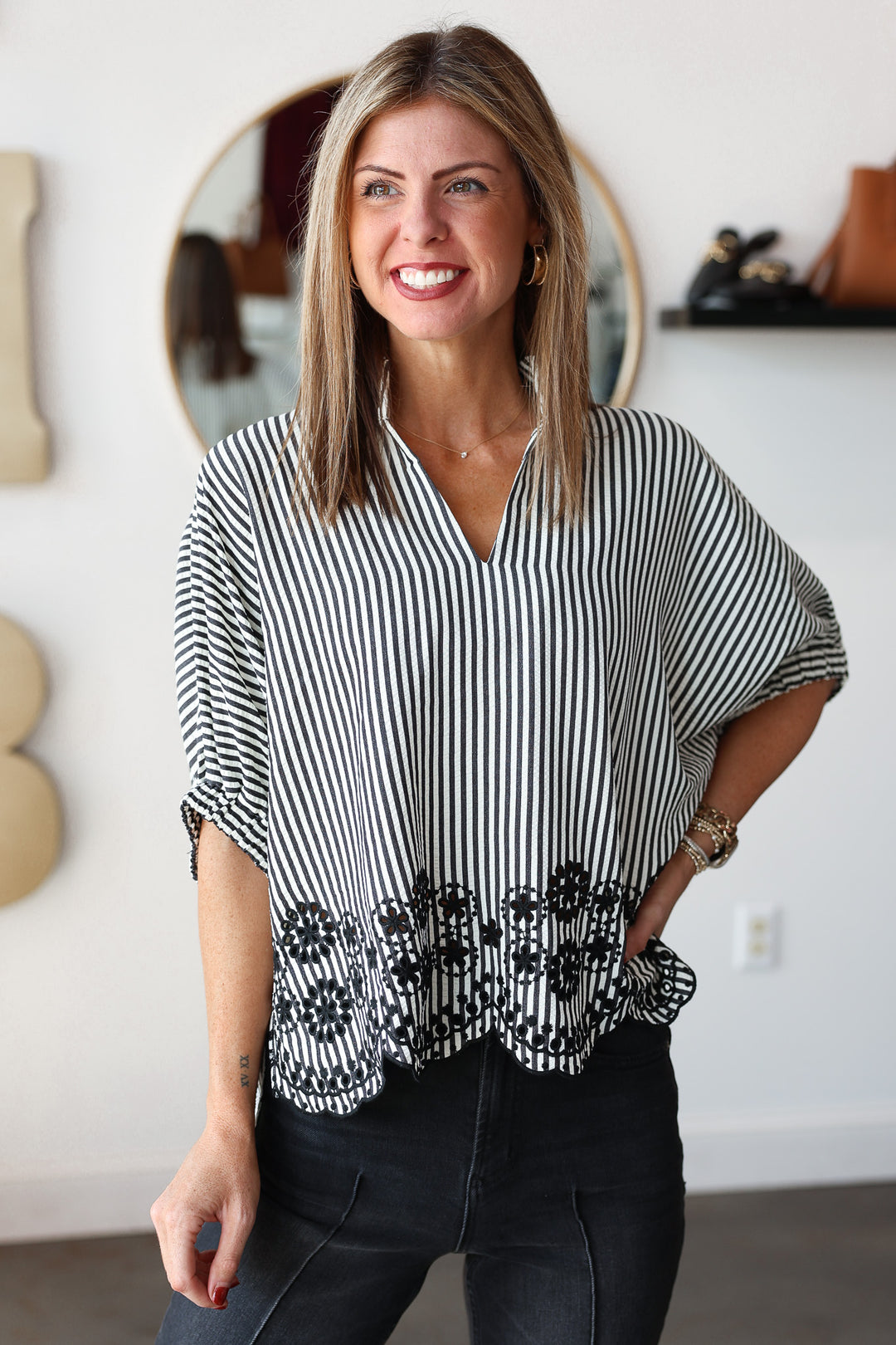 Embroidered Trim Stripe Top - Black/White