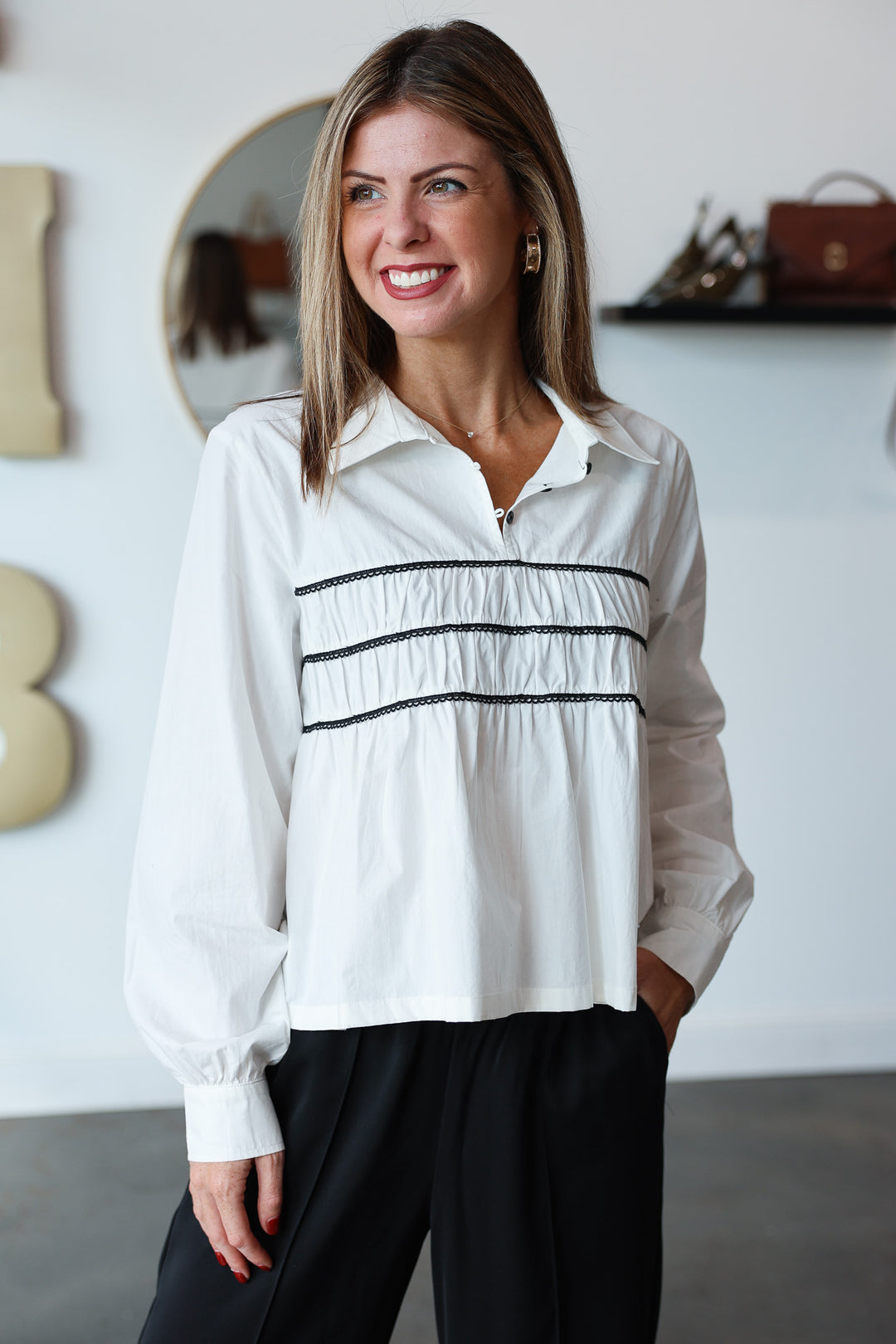 Trim Detail Top - White/Black