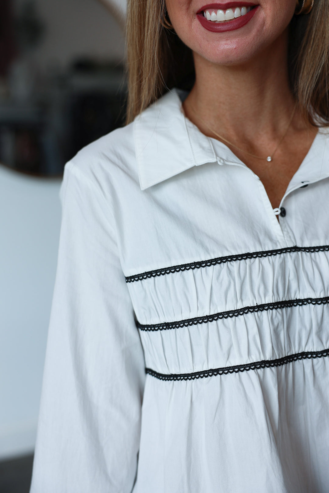 Trim Detail Top - White/Black