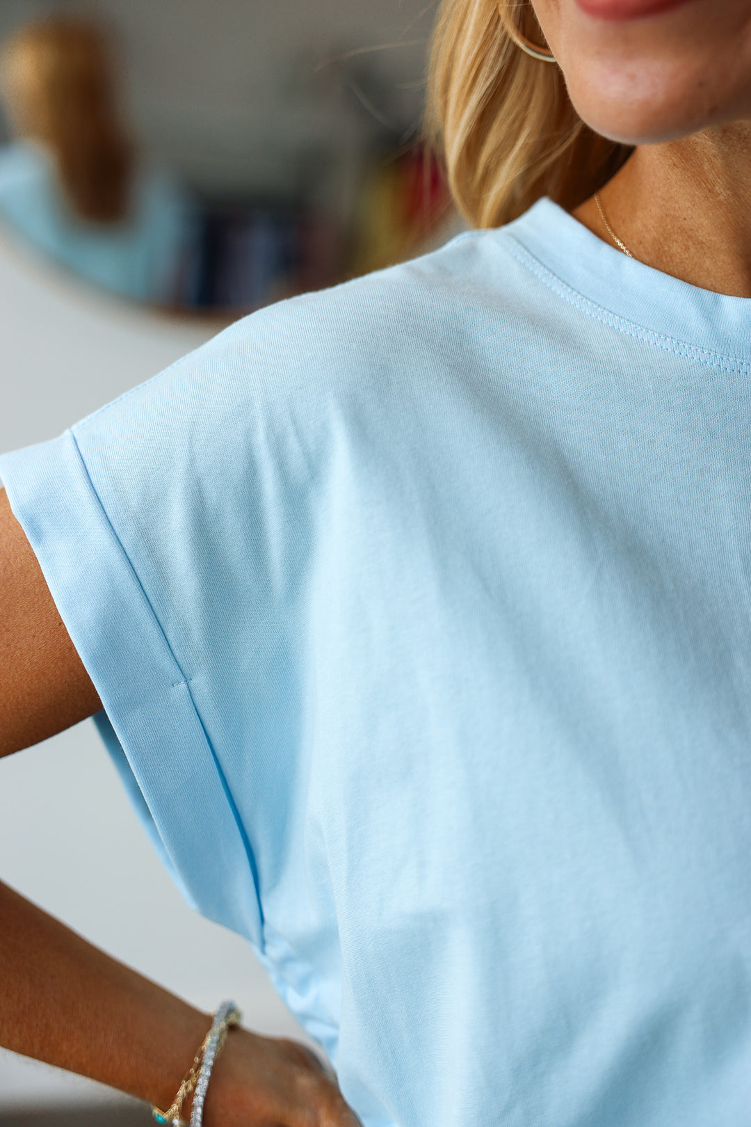 Side Scrunch Tee - Sky