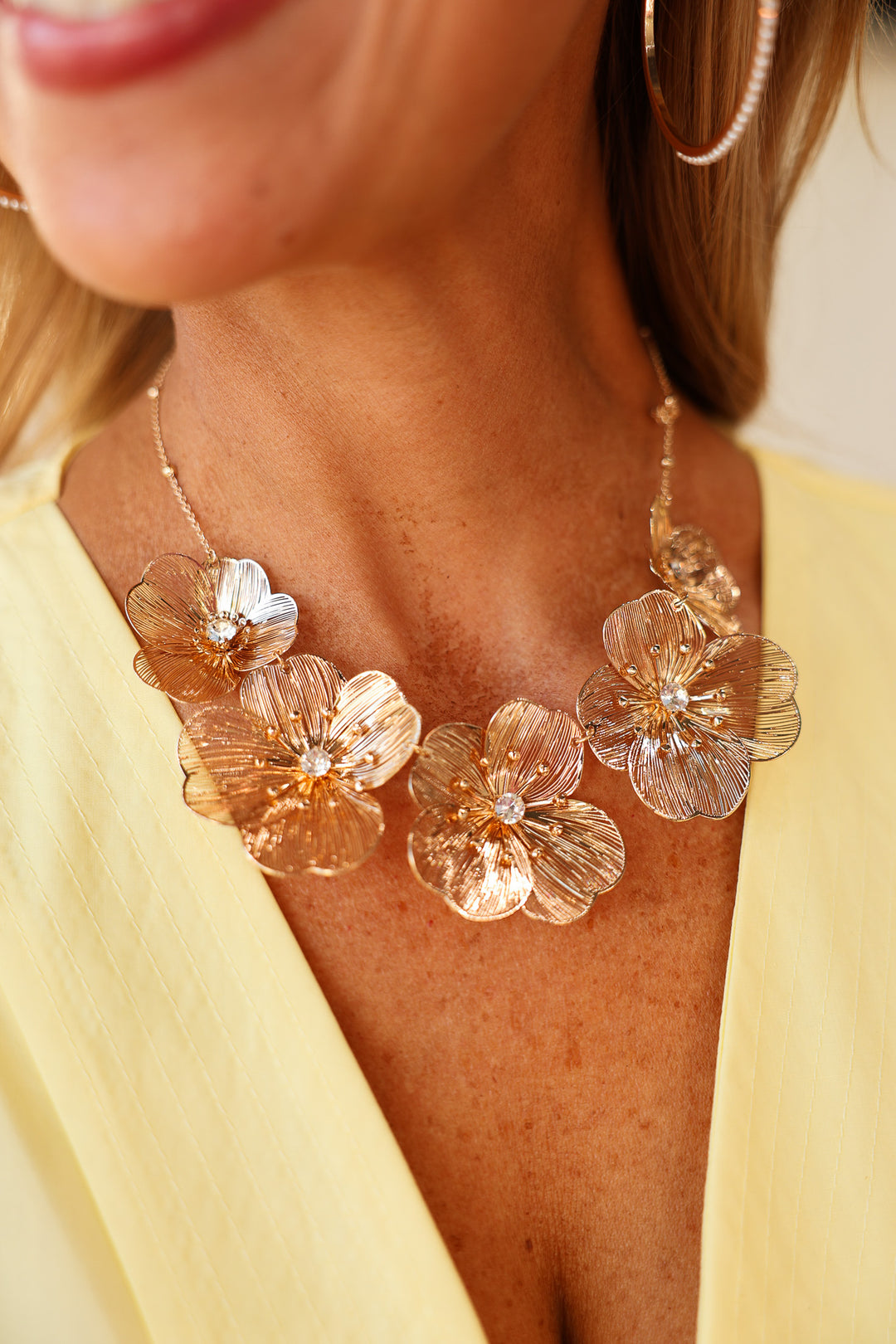 Filigree Flower Necklace