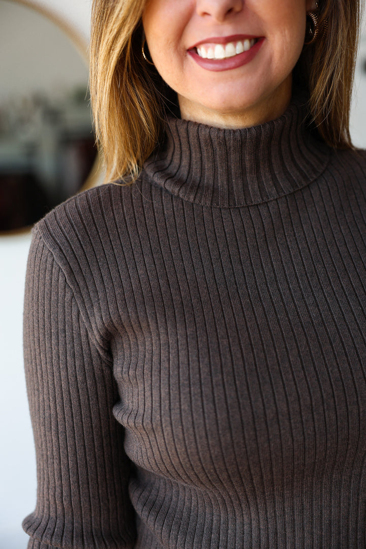 Ribbed Turtleneck Sweater - Dark Chocolate