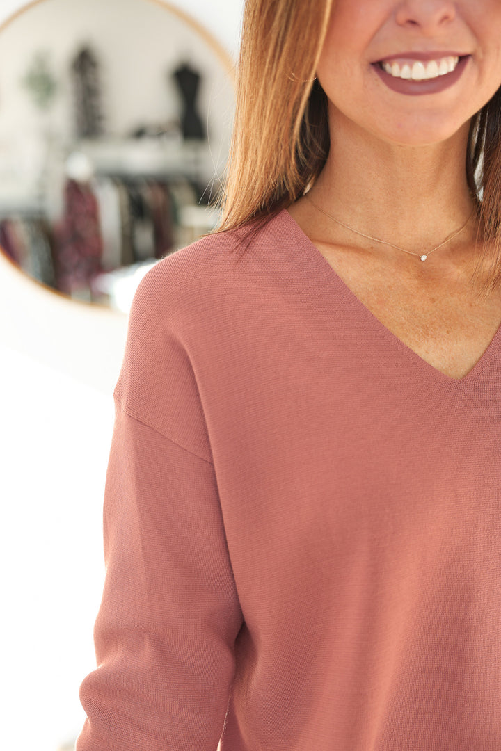 V Neck Sweater - Rose