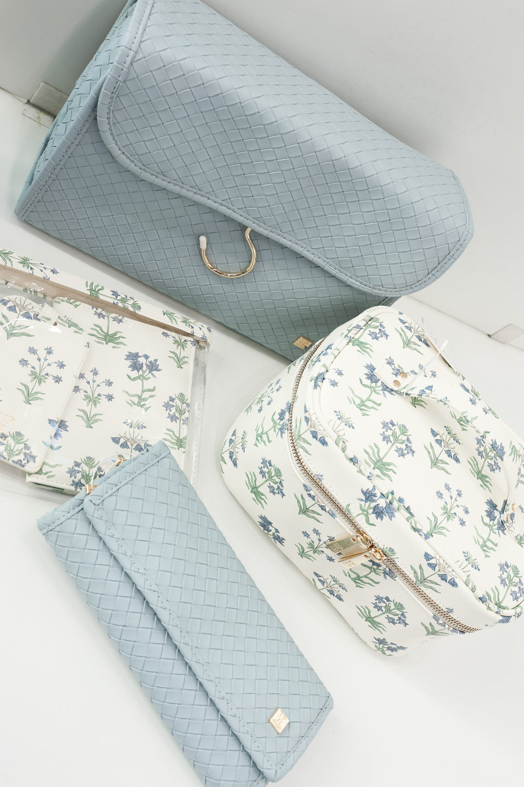 Luxe Jewelry Wallet - Woven Surf