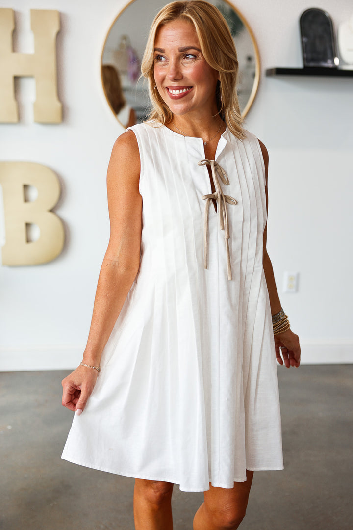 Bow Detail Pleated Dress - White/Mocha