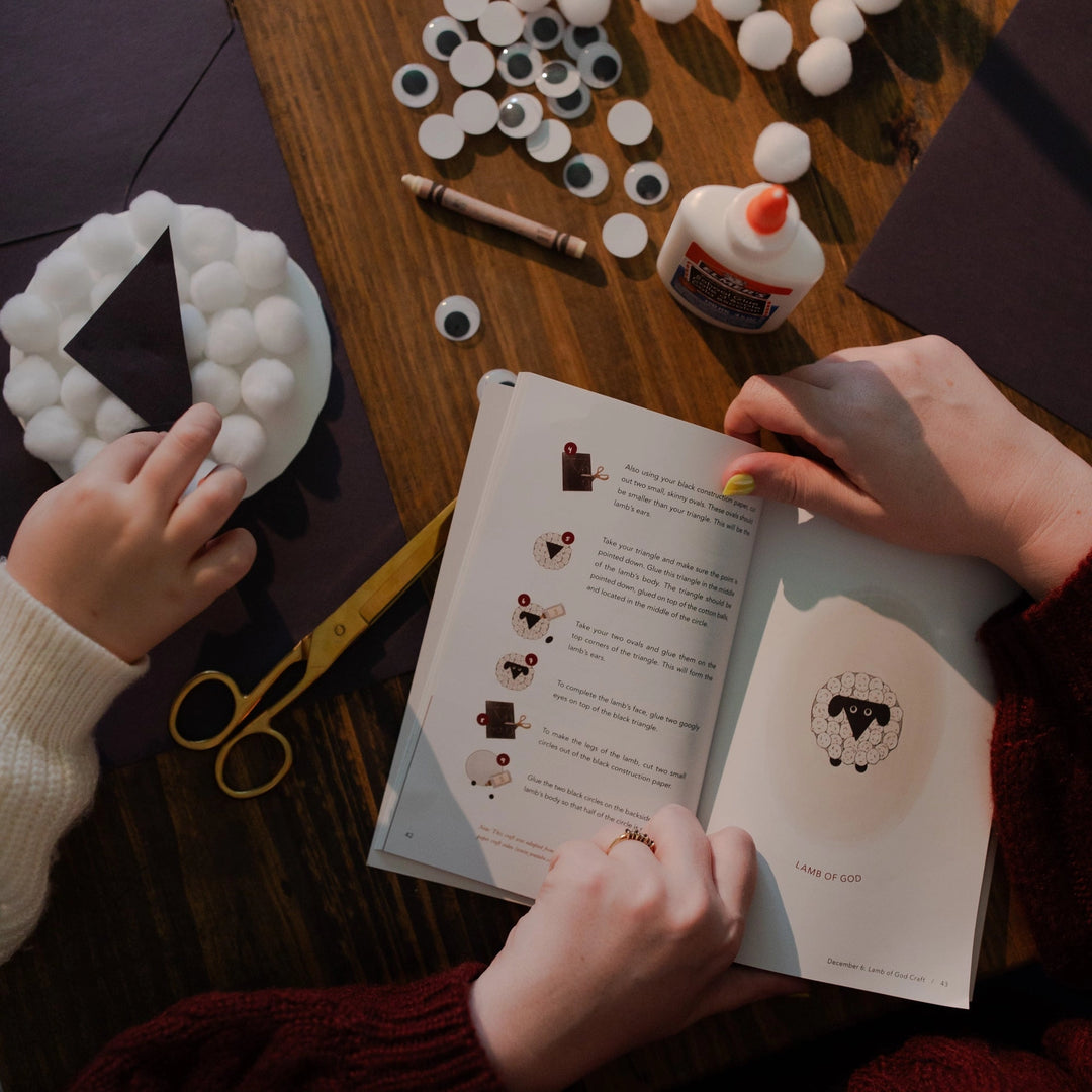 The Advent Adventure: A Family Devotional