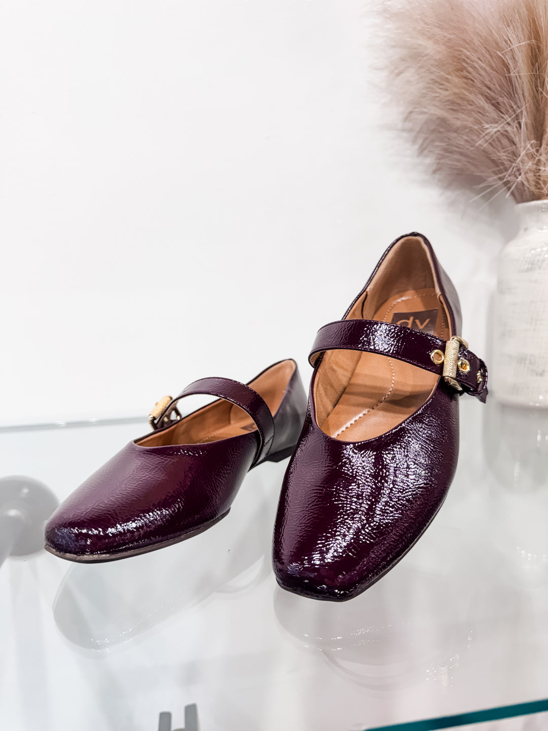 Dolce Vita Mulaney Flats - Burgundy