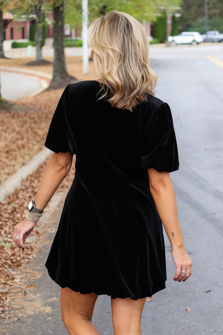 Bubble Hem Velvet Dress - Black