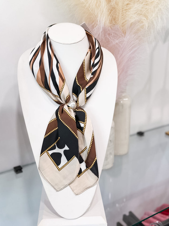 Pearl Magnetic Scarf - Animal Print