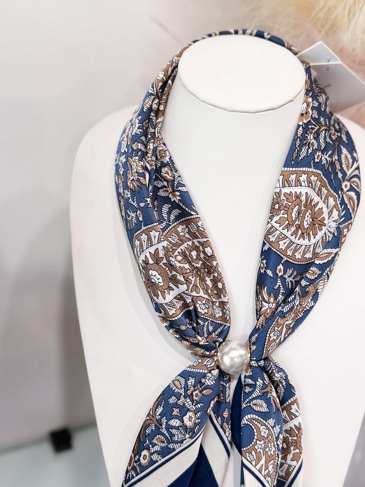 Pearl Magnetic Scarf - Navy/Brown