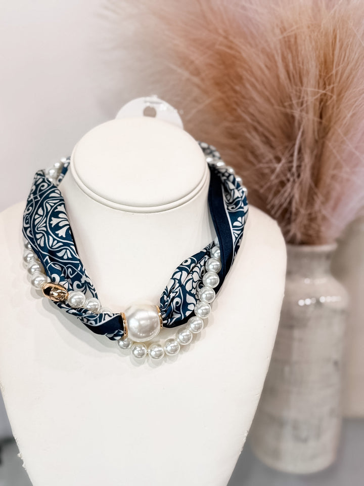 Luxe Pearl Scarf Necklace - Navy