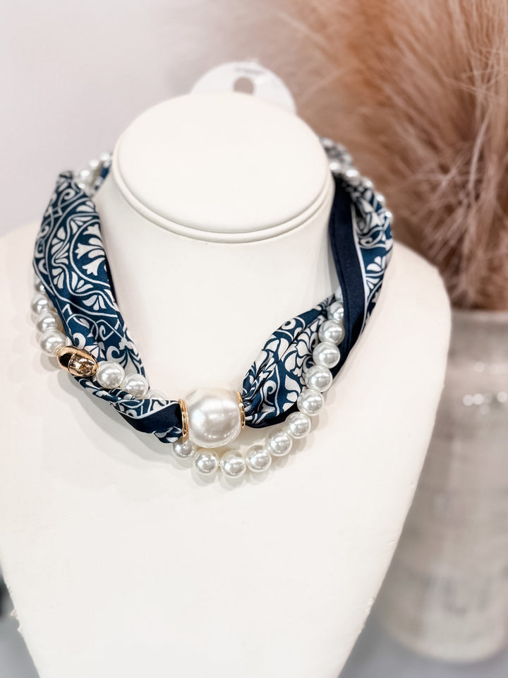 Luxe Pearl Scarf Necklace - Navy