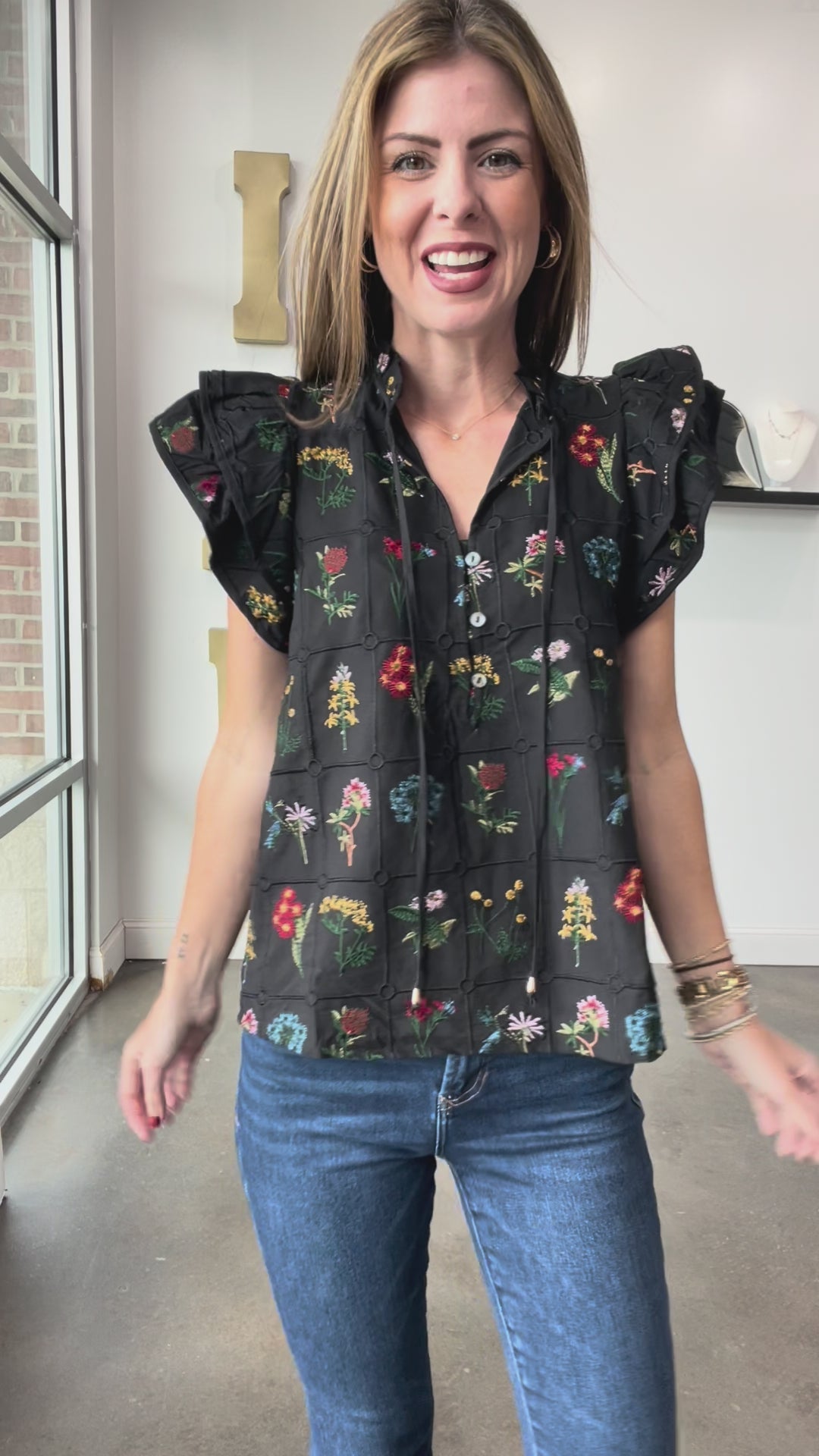 Embroidered Botanical Top - Black