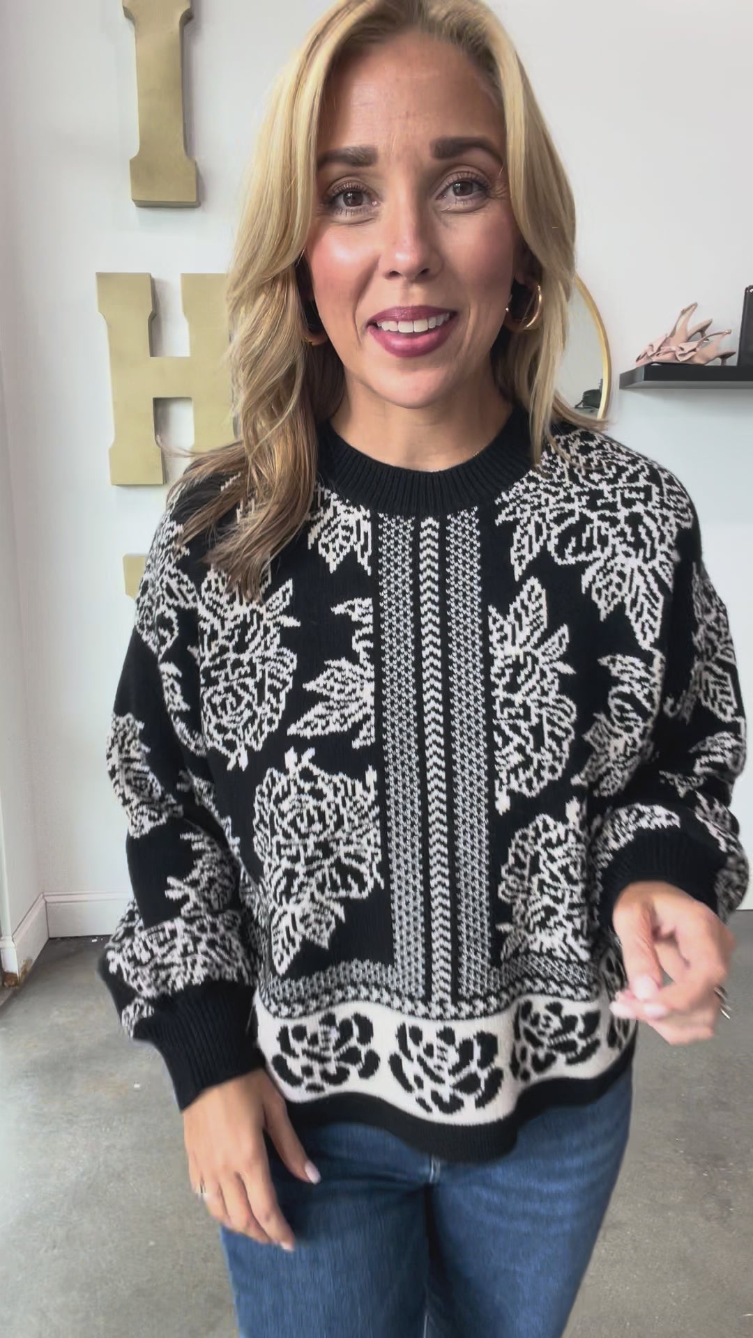 Printed Sweater - Black