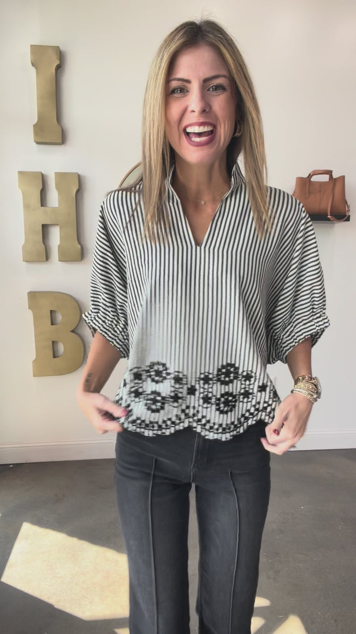 Embroidered Trim Stripe Top - Black/White