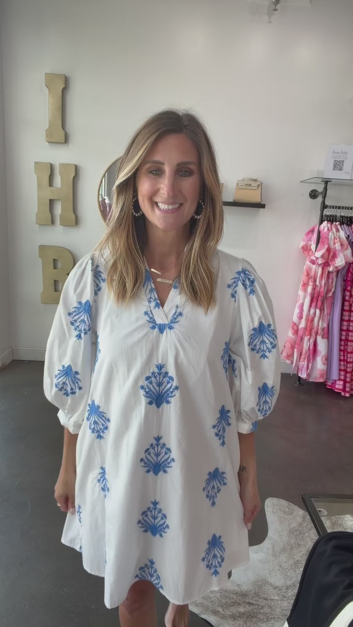 Embroidered Flowy Dress - Pink